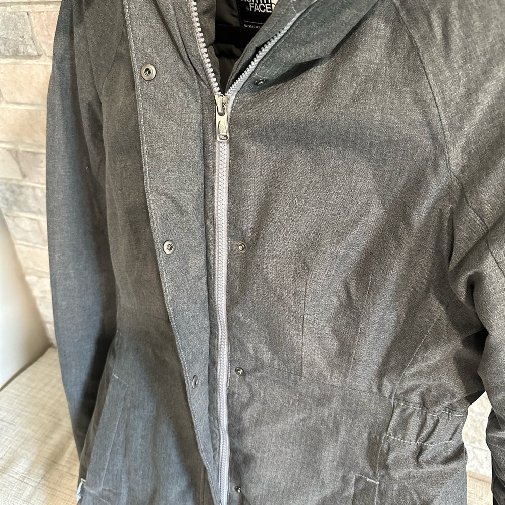 The North Face Women Arctic Parka | Small | Gray | Winter Coat | - Picture 6 of 13